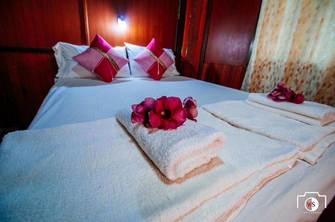 Venus Resort Hatrin Kültér fotó